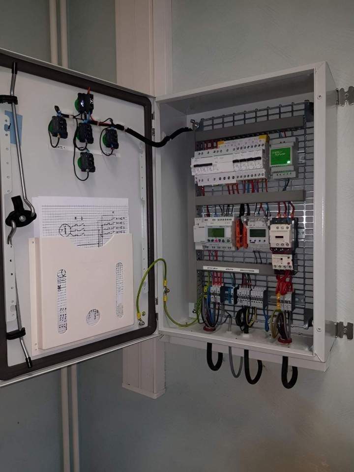 Installation d'une armoire de commande Val-d’Oise 